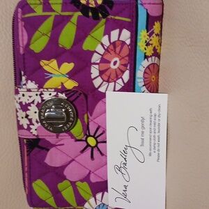 Vera Bradley Kiss Lock Wallet.NWOT